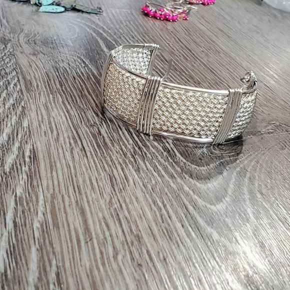 Thick Silver bracelet - Picture 5 of 11